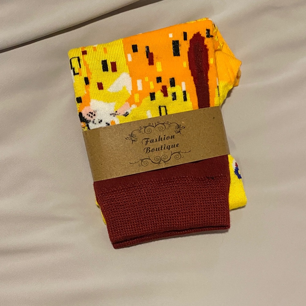 Art socks - Gustav Klimt's painting, The Kiss